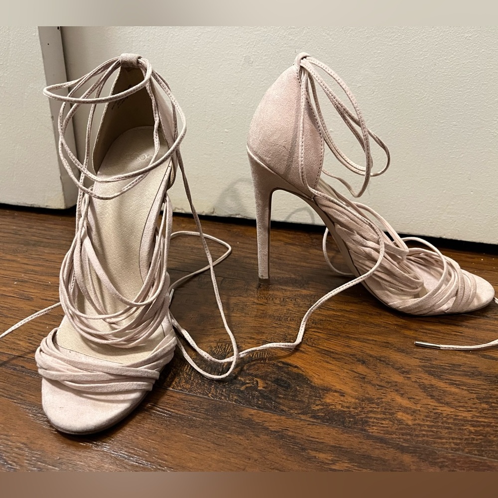 High heels in suede with laces, ASOS